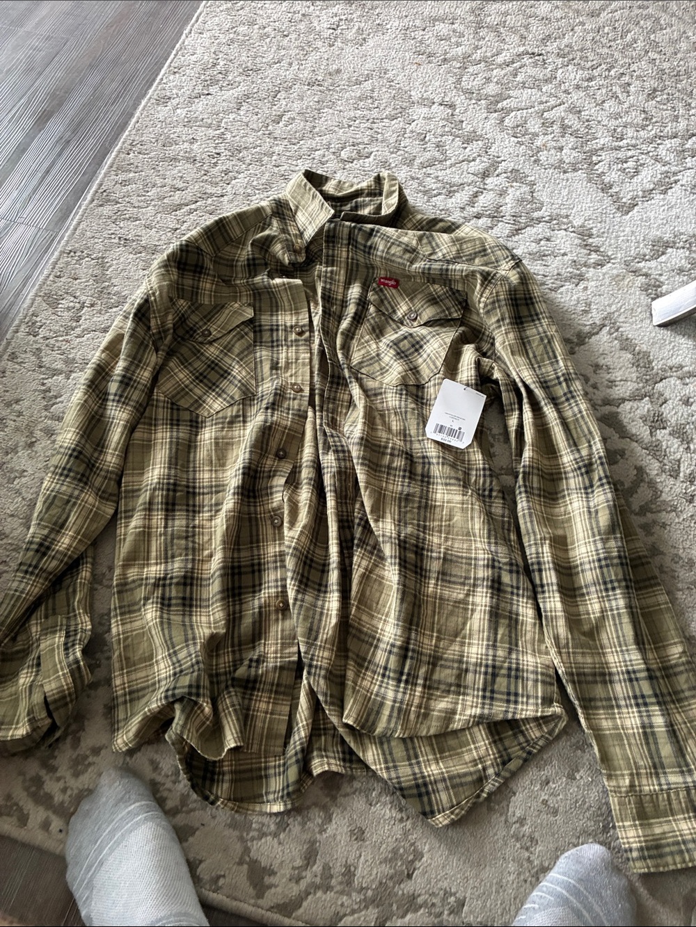 Wrangler Olive Plaid Long-Sleeve Button-Down Shirt